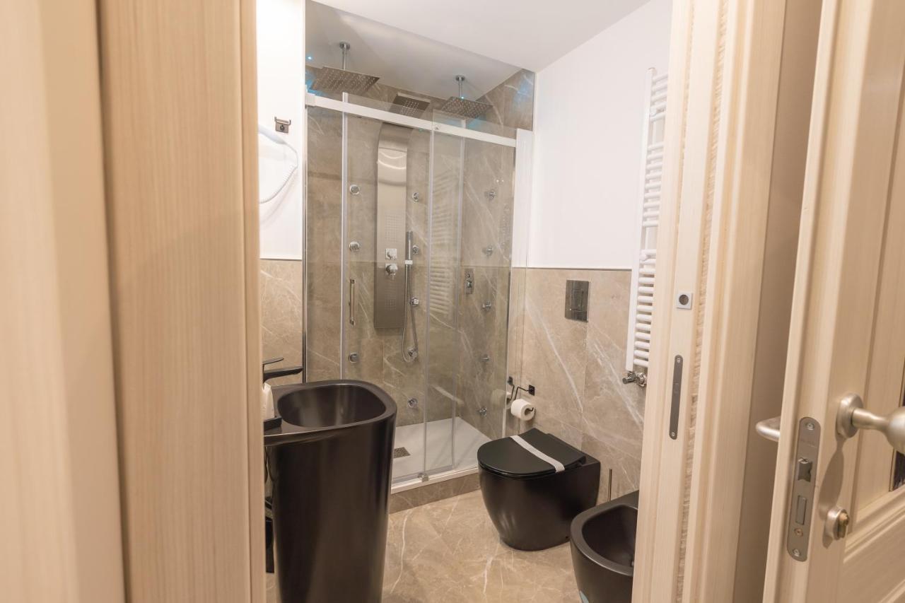 Maximum Exclusive Suite & Spa Palermo Exteriör bild