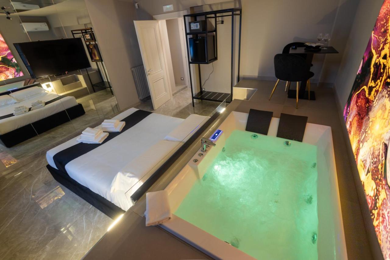 Maximum Exclusive Suite & Spa Palermo Exteriör bild