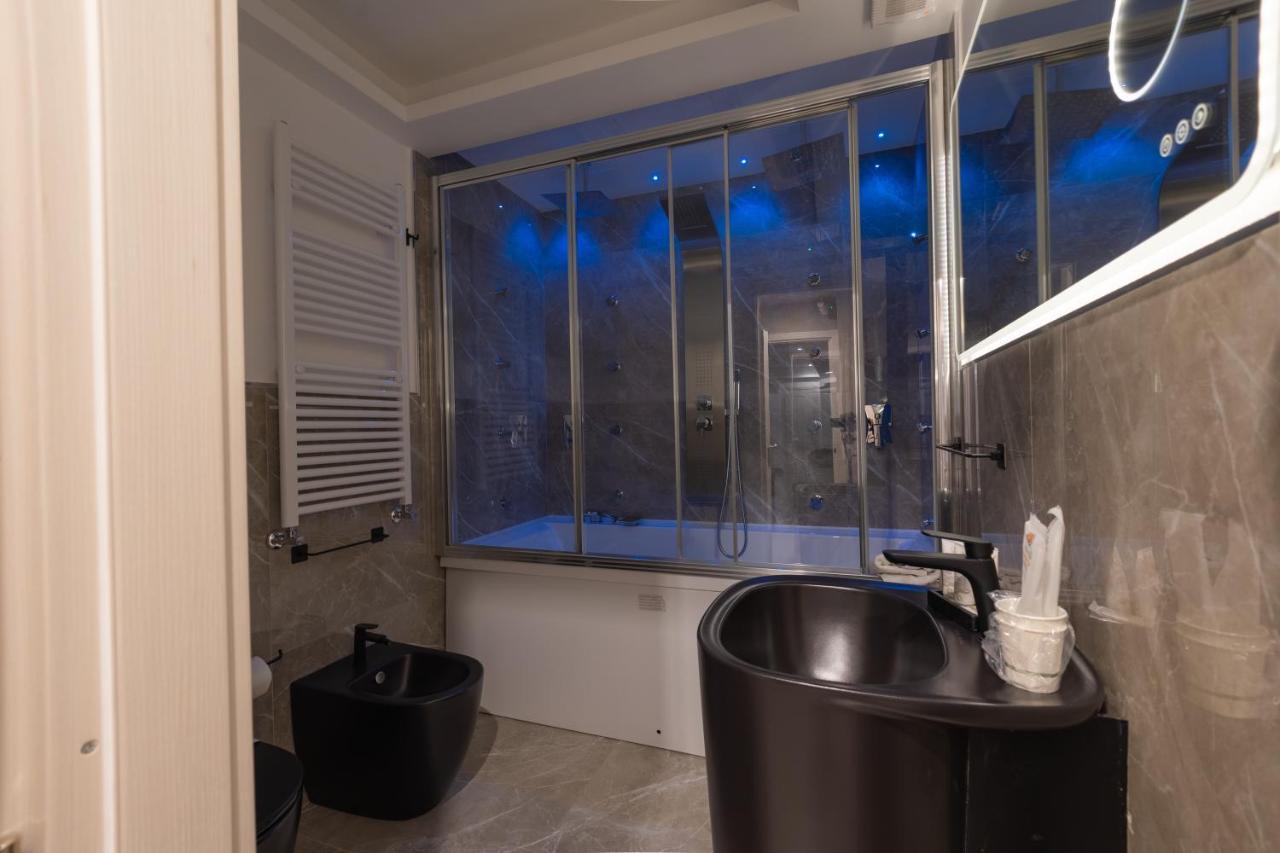 Maximum Exclusive Suite & Spa Palermo Exteriör bild